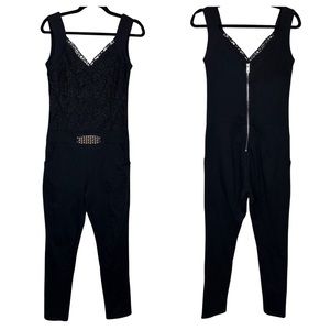 Giorgia Black Crochet Lace Sleeveless Metal Belt Skinny Cocktail Jumpsuit M/L